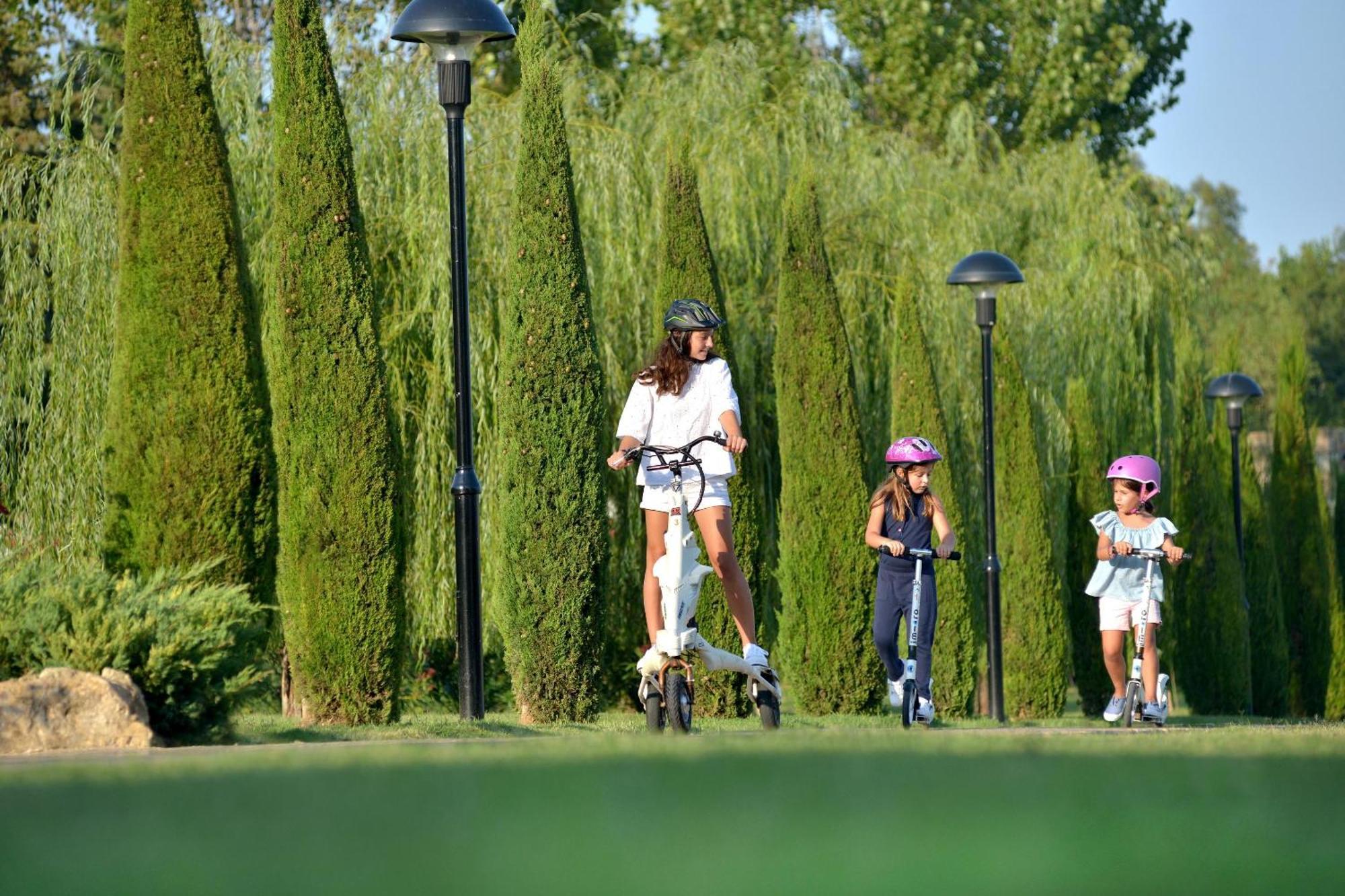 Отель Sani Club Экстерьер фото